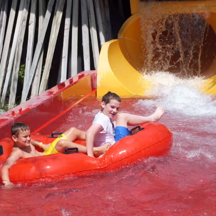 wet n wild emerald pointe dragon's lair