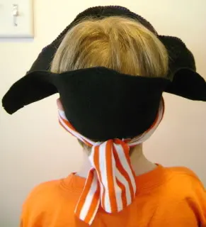 how to make a pirate hat tutorial