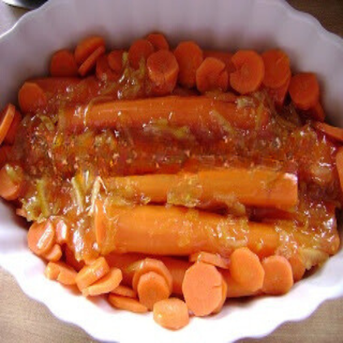 Glazed carrots with orange marmalade and brown sugar, a delicious side dish for family dinners or holidays