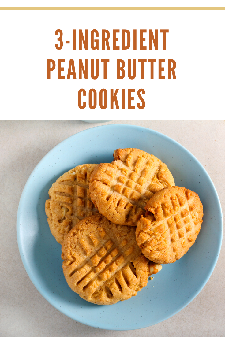 3-ingredient peanut butter cookies in blue bowl