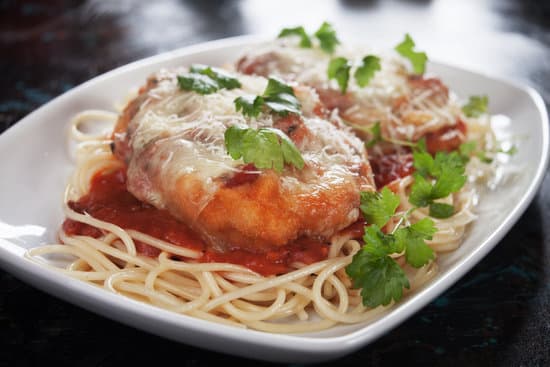 Easy Chicken Parmesan Recipe Slow Cooker • Mommys Memorandum 