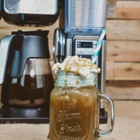 This Caramel Macchiato Forte Recipe is exactly what the name says coffee stained with a caramel froth. So good. So Easy.