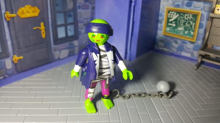 playmobil take along haunted house zombie