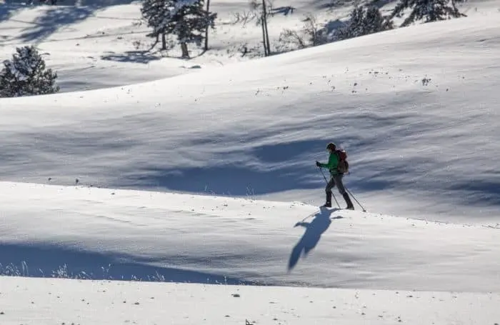 woman cross country skiing