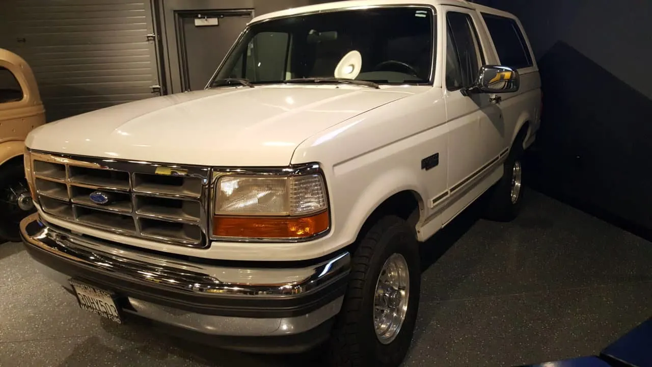 Oj Simpson white bronco alcatraz east pigeon forge