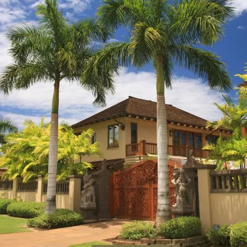 Cozy Maui rental with baby-friendly features including a pool, close to family-friendly beaches and parksv