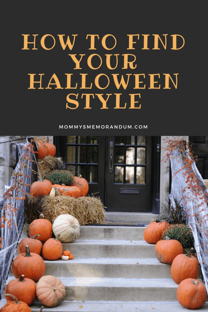 house steps lined with gourds for halloween style