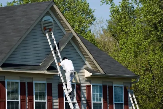 7-step Guide to Buying and Using Safe Extension Ladder Setup