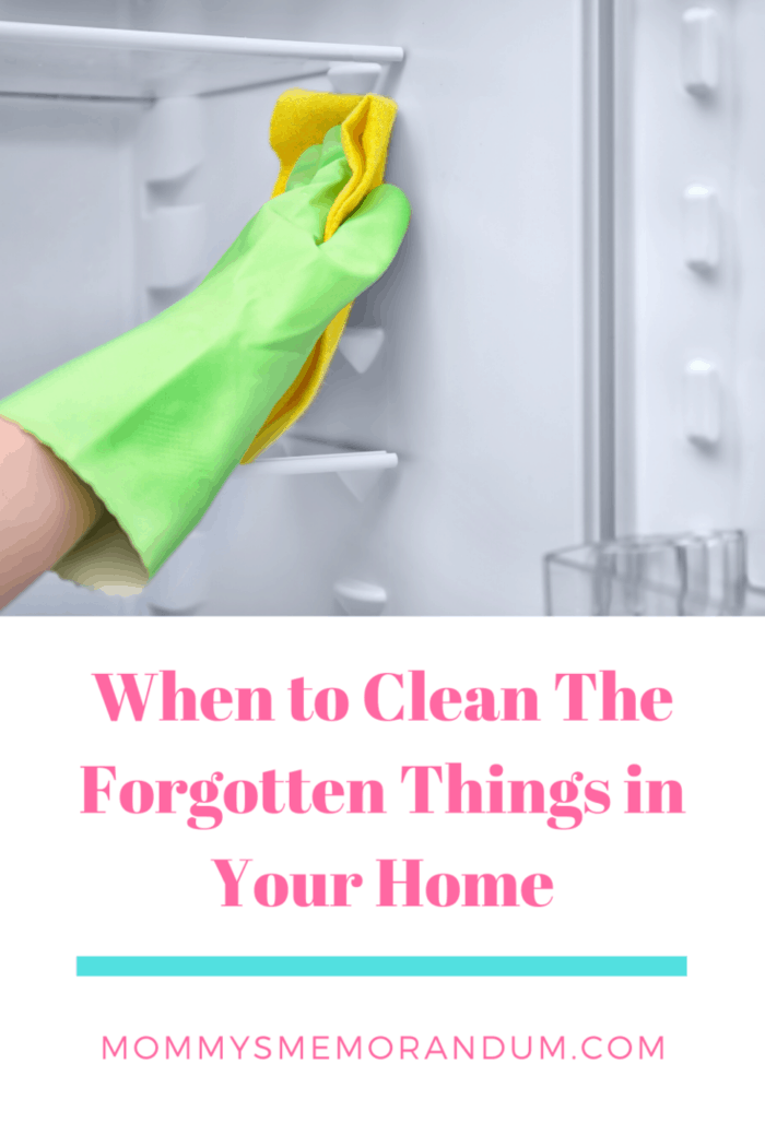 cleaning refrigerator