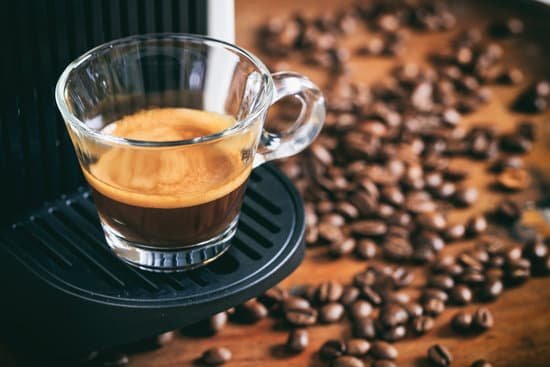 If you are wondering how or where to start making an espresso at home, we share valuable tips for the perfect cup.