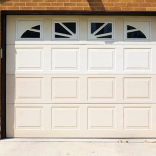 4 Things That Can Cause Your Garage Door to Break