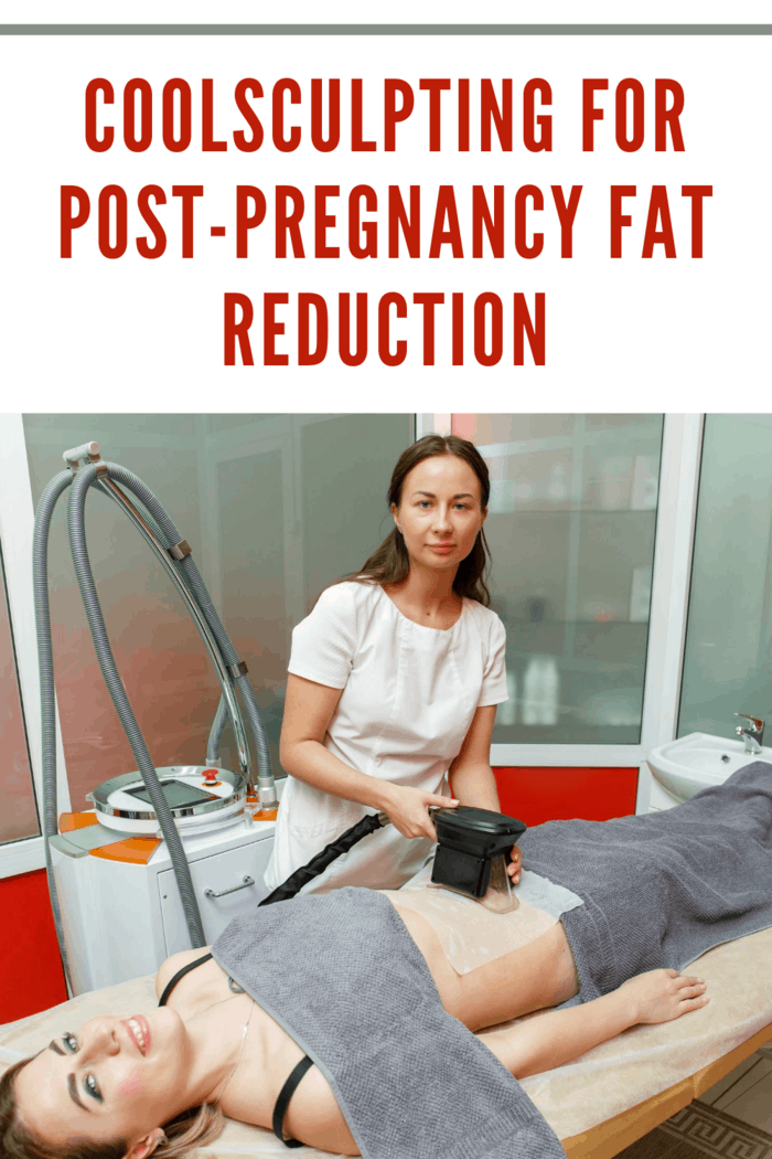 doctor using coolsculpting for post pregnancy fat reduction