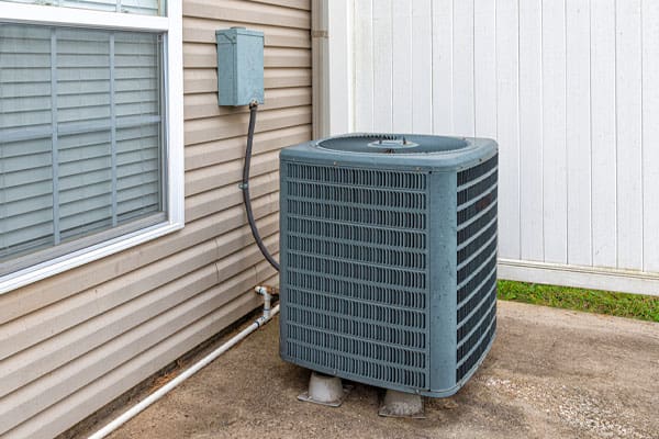 outdoor-condenser-for-air-conditioner