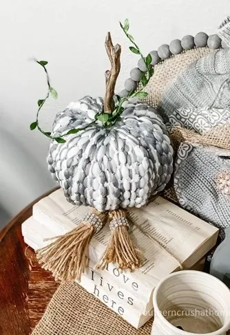 20 Easy Fall DIY Decor Ideas that You’ll Absolutely Love 9