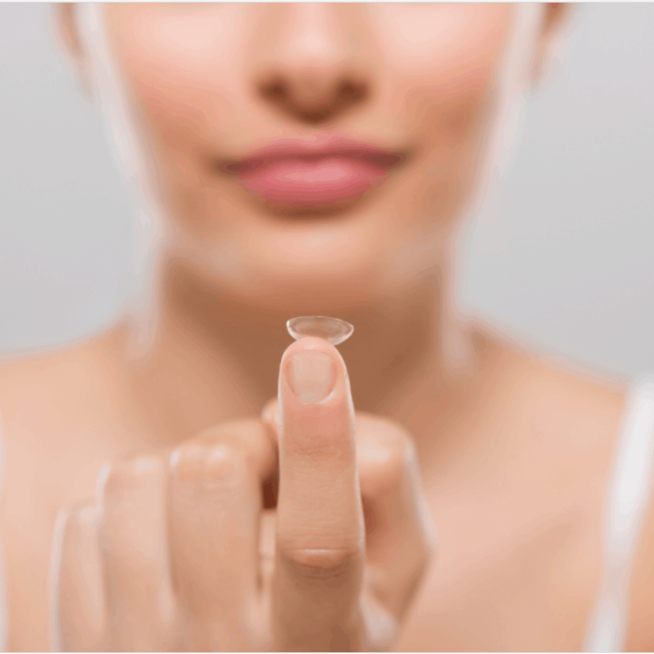 contact lense on finger tip