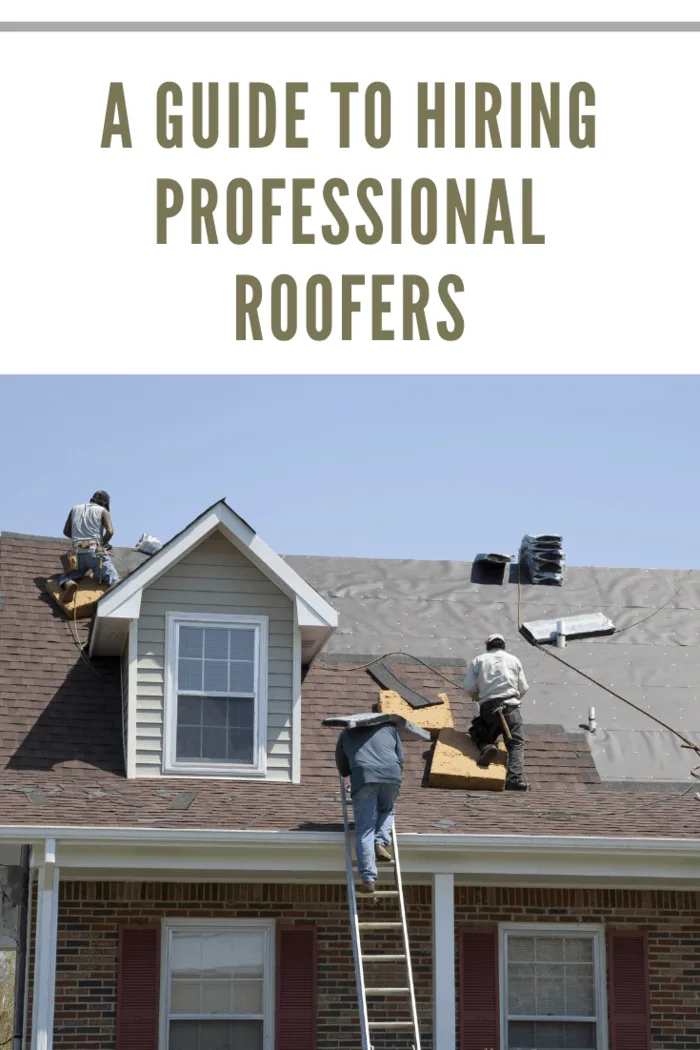 roofers working