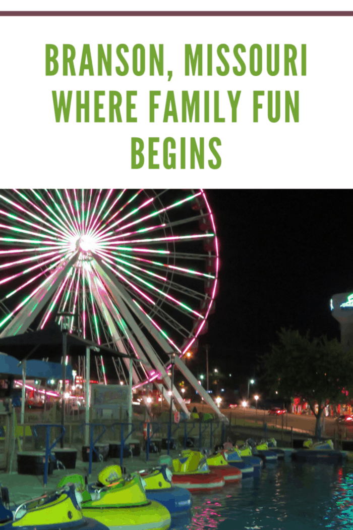 ferris wheel, Amusement rides at night, Branson, Missoui