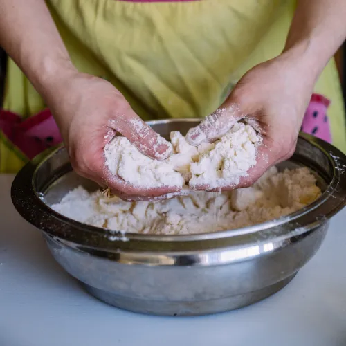 mixing shortening into crust