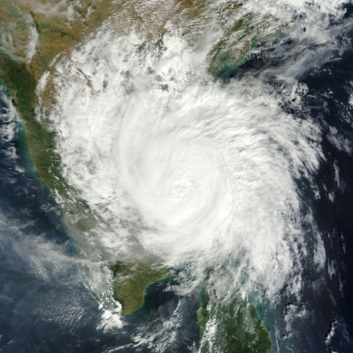 cyclone satelitte
