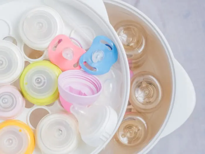 How to sterilize baby bottles for your kids_2
