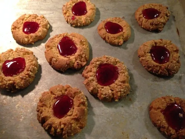 peanut butter and sangria thumbprint cookies