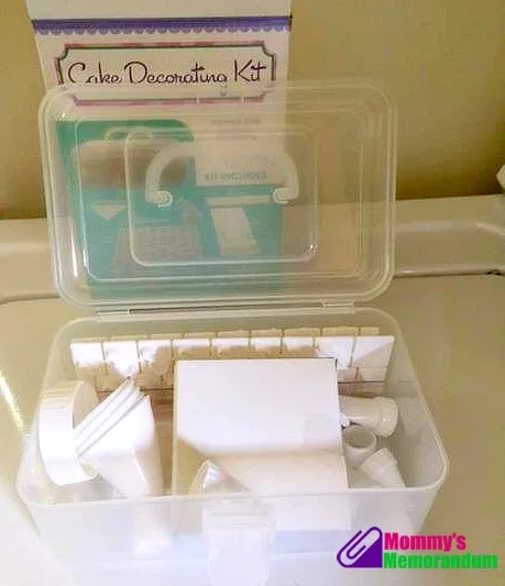 cake decorating beginner kit caddy