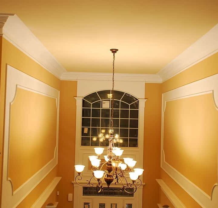 crown molding 10 Ways to Make Your Home Luxurious