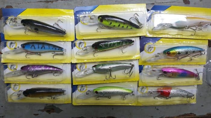 30 PCS Fishing Lures Crankbaits with Treble Hook Topwater Baits, Bass Minnow Popper Walleye Baits, Length From 1.57 to 3.66 Inches