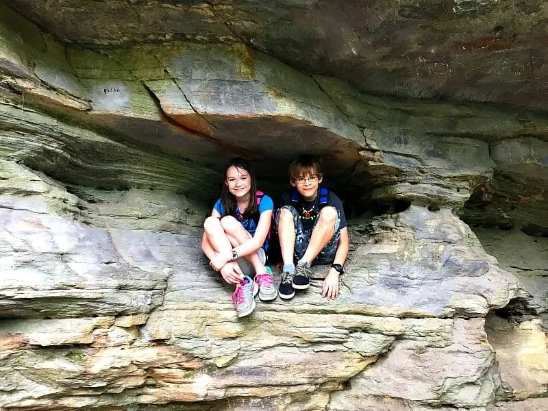 hanging rock cliffs