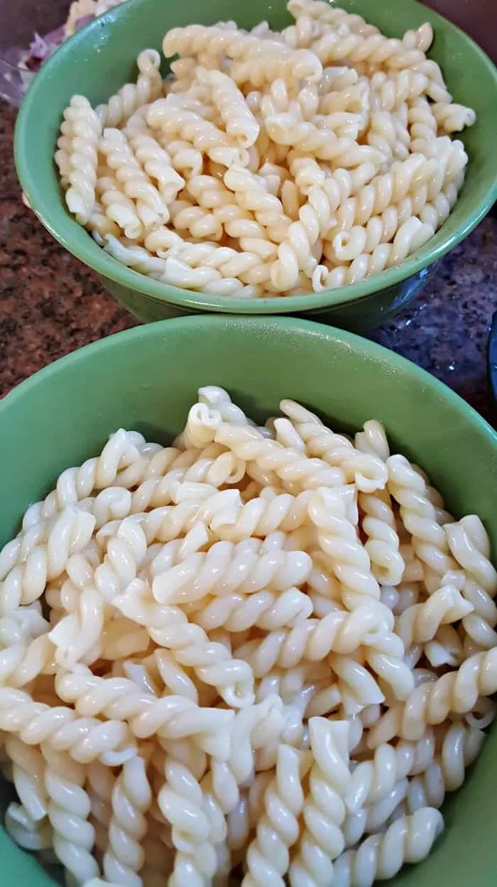 home chef cork screw pasta