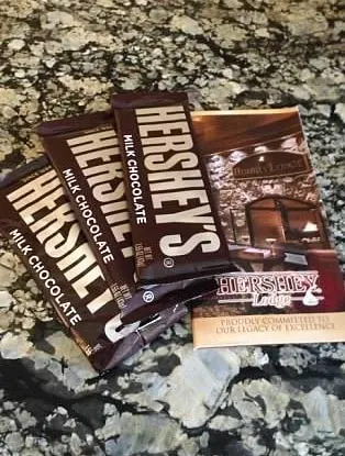 hotel hershey full sized candy bars