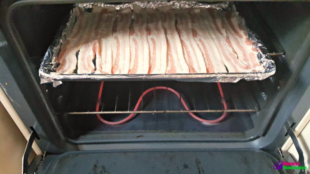 how to make bacon in the oven place on top rack in oven