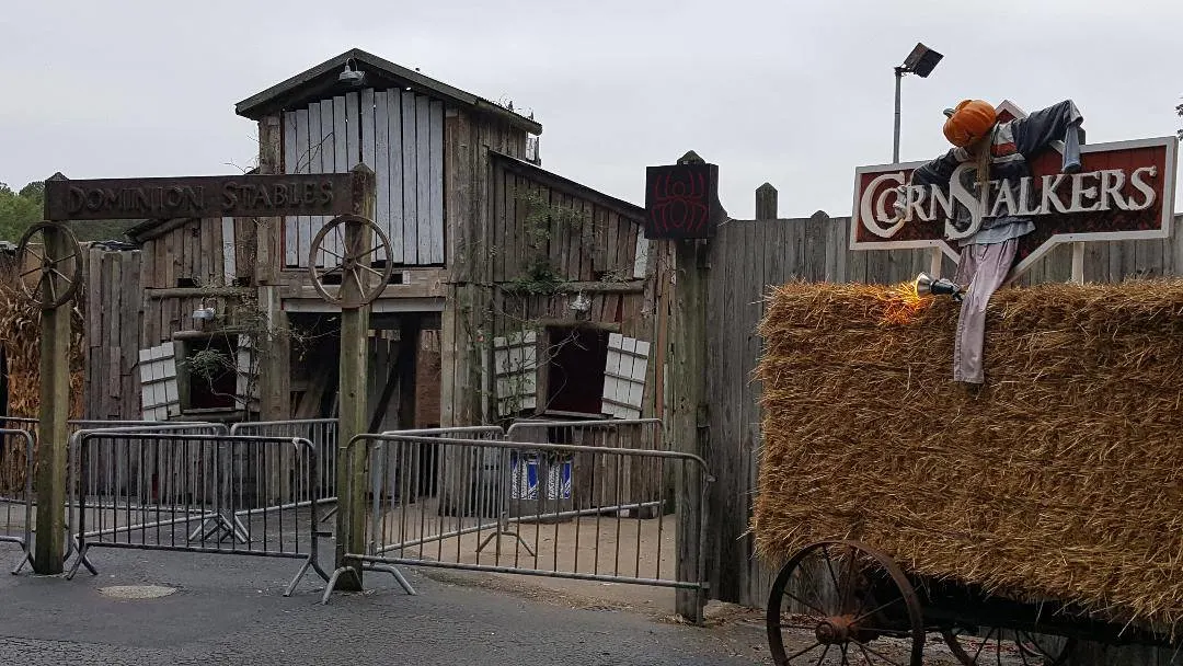 kings dominion corn stalkers haunt