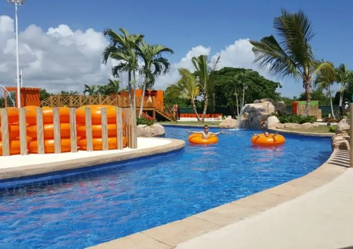 lazy river at dominican republic nickelodeon resort punta cana