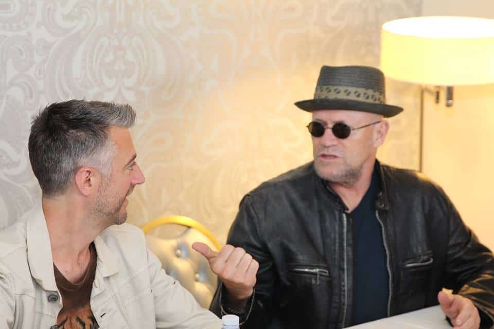 michael rooker talking to sean gunn