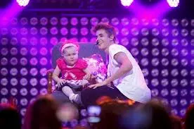 Justin Bieber with Avalanna Roth