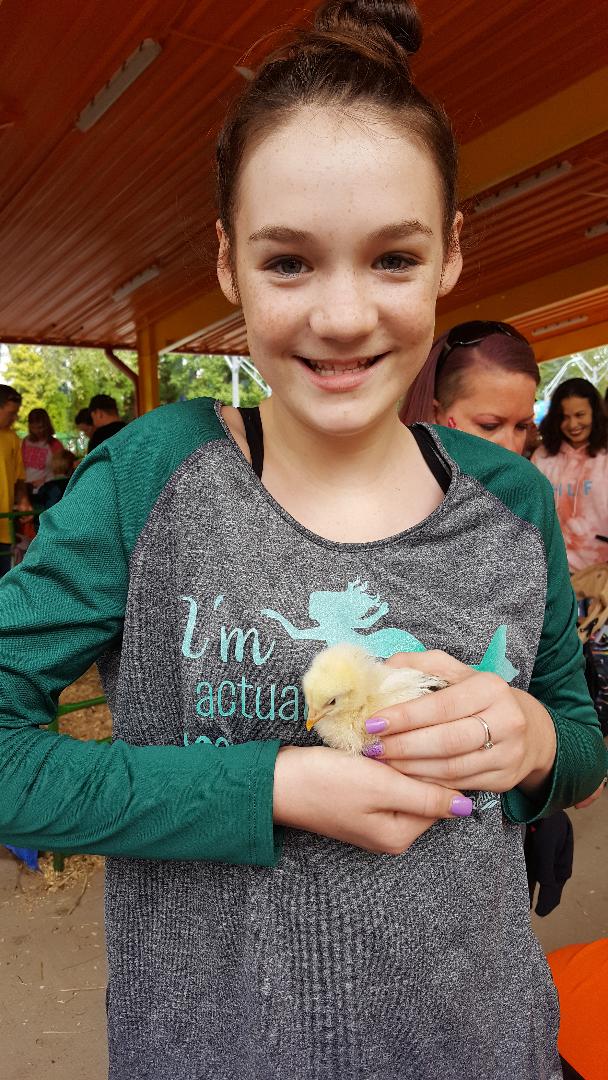 the great pumpkin fest holding chick
