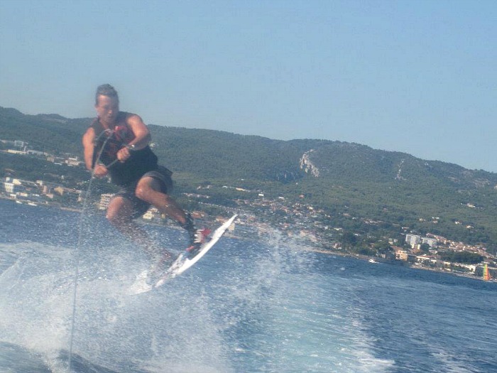 waterskiing