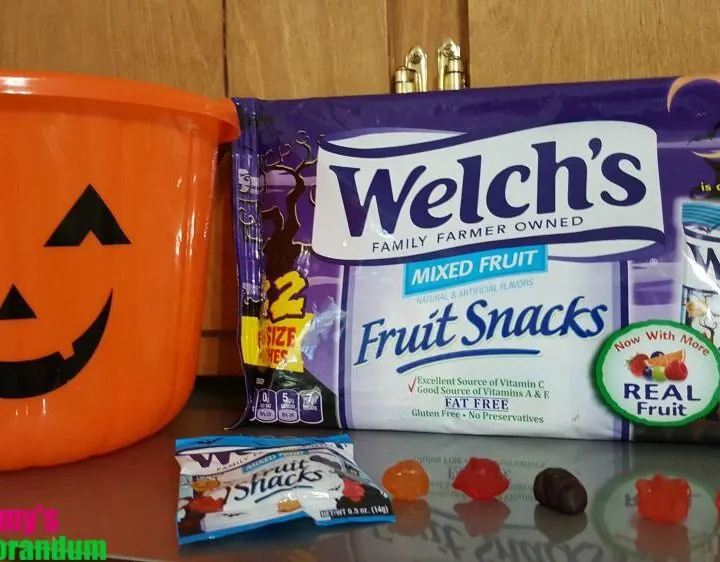 welchs-fruit-snacks-for-trick-or-treaters
